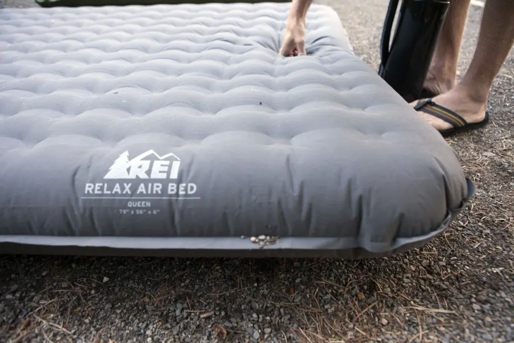 rei air bed