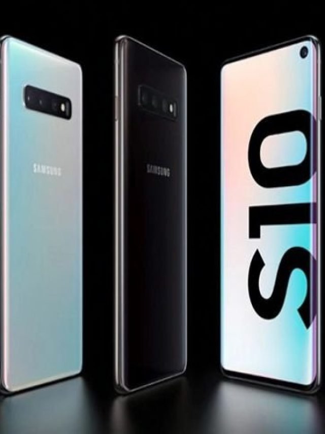 The camera, Bluetooth, and System Stability are all Enhanced by the New Galaxy S10 Update